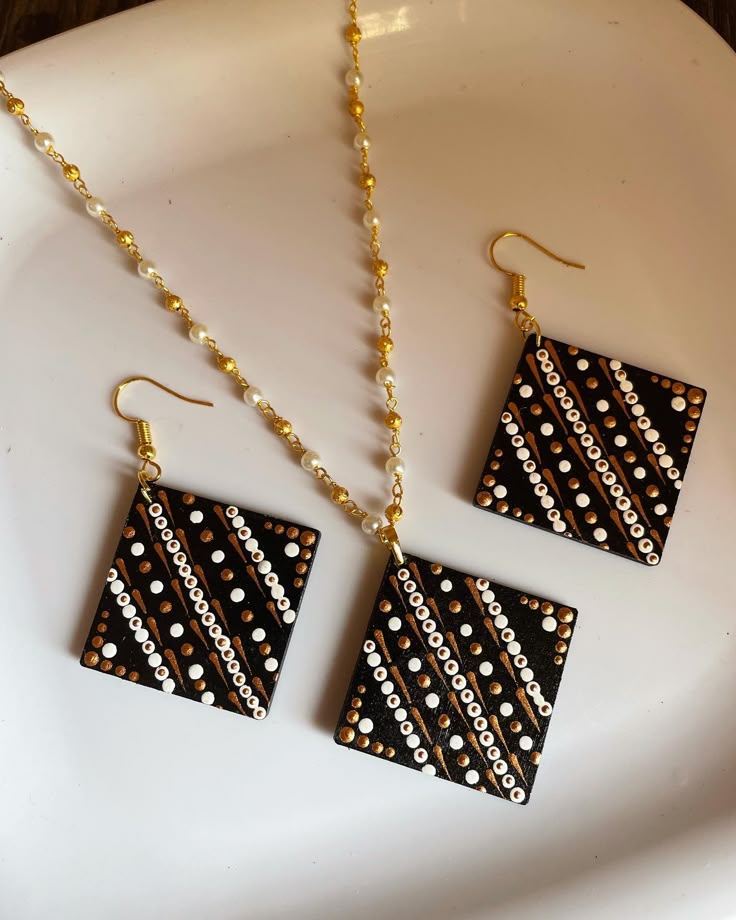 Oorjii by Velaora Jewels